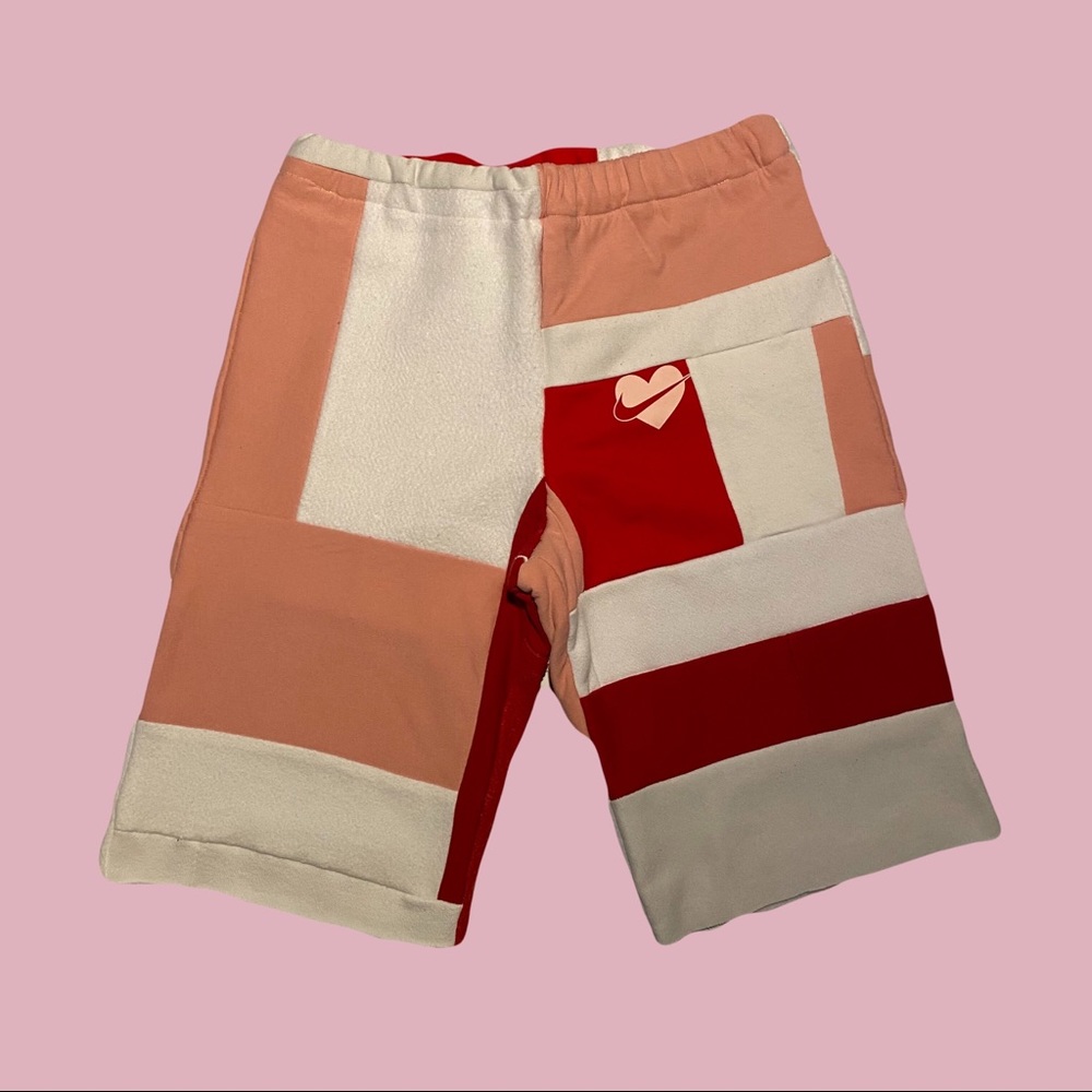 Nike heart Comfortable elastic waistband colorful patchwork reworked sweatshorts